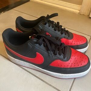 Nike Court Vision Low Sneakers